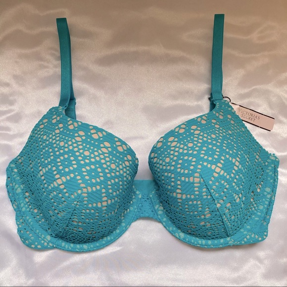 Victoria's Secret Other - Victoria’s Secret Size 32DD Lined Demi Bra